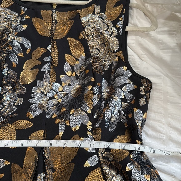 NWT KEEPSAKE  Wonderwall Sequin Peplum Peplum Top Women’s Size M - Picture 11 of 11